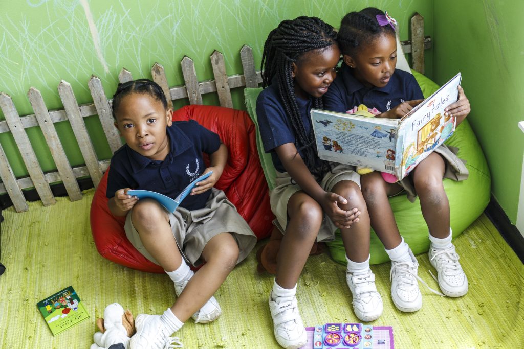 The secret to raising children who love reading and learn better