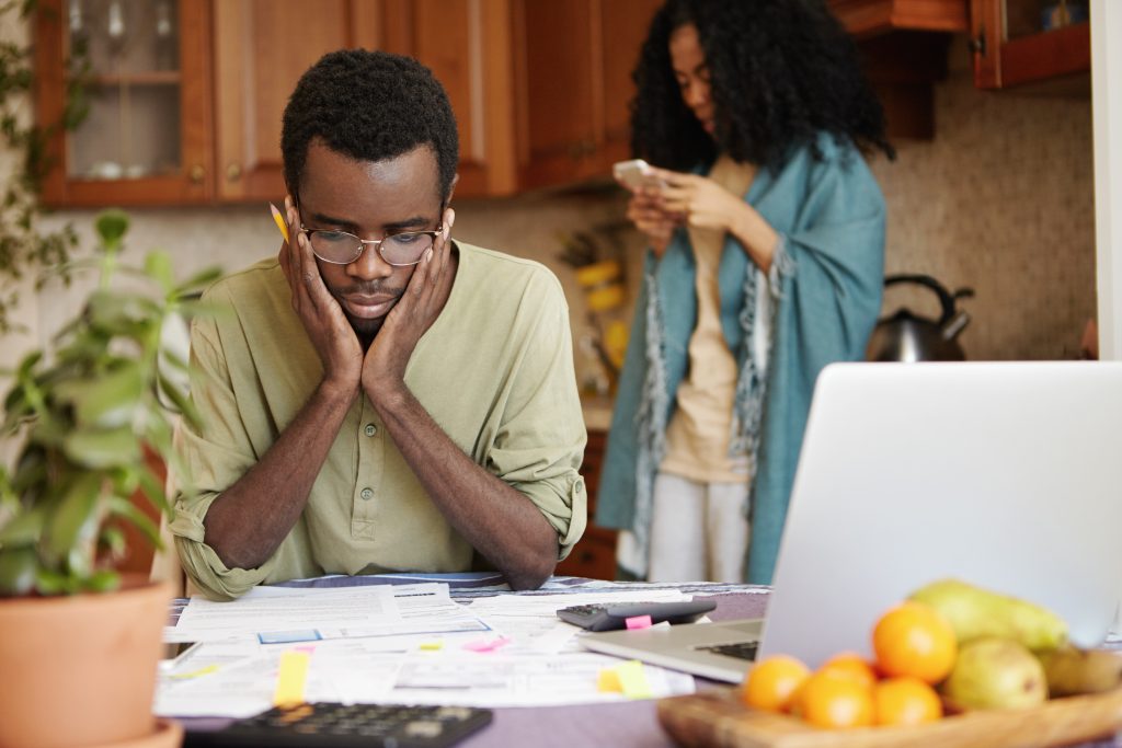 When one salary disappears: How can a family prepare for an income shock